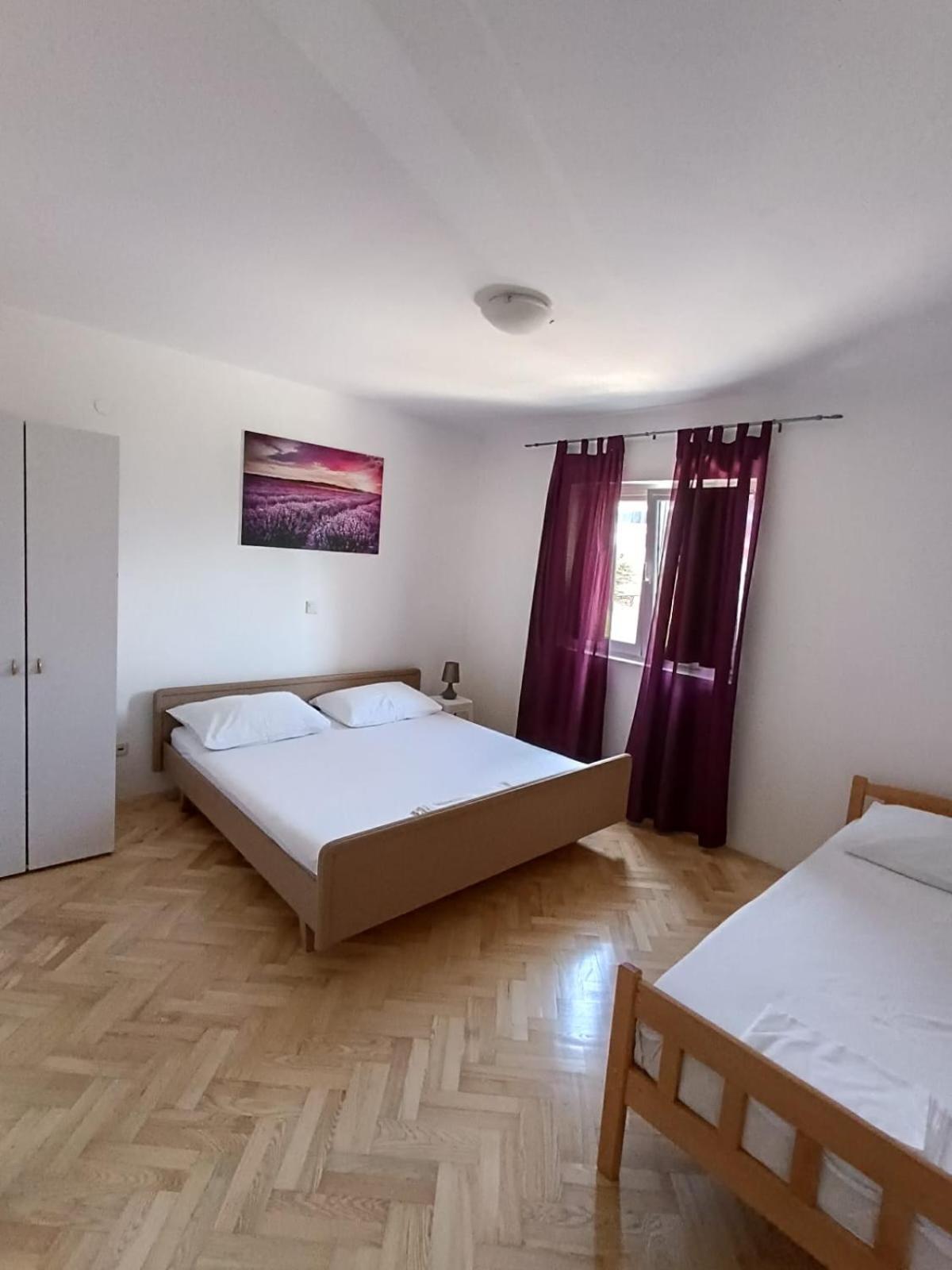 Apartment Lo - With Swimming Pool Сплит Номер фото